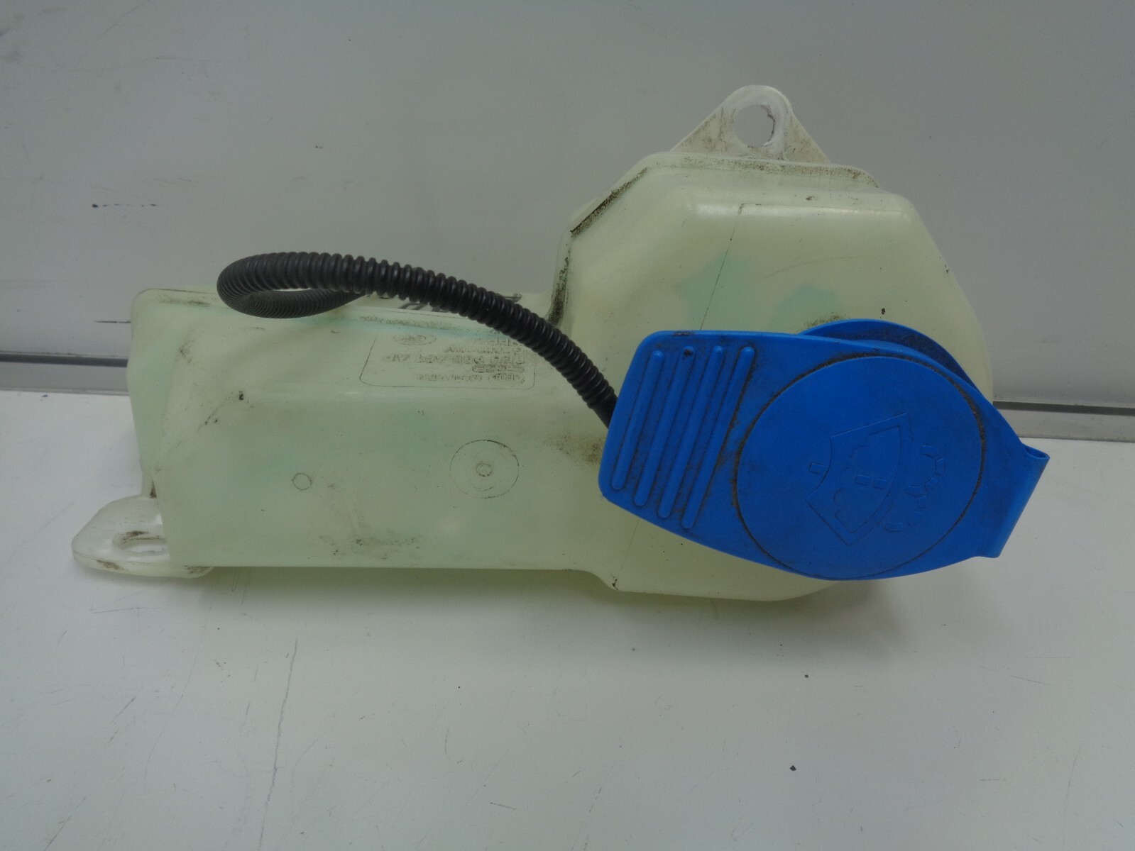 20062009 Audi A4 Quattro Upper Windshield Washer Reservoir Tank OEM AK912215 eBay