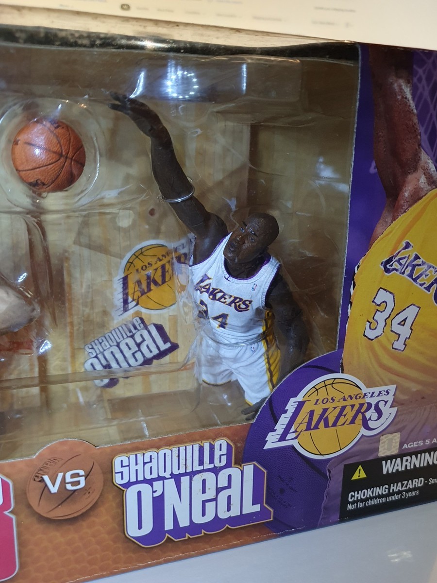 2004 McFarlane Shaquille O'Neal vs Yao Ming Figurine - 2 x Sealed