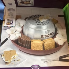 Nostalgia LSM400 Indoor elektrischer Edelstahl S'mores Maker drehbare Basis