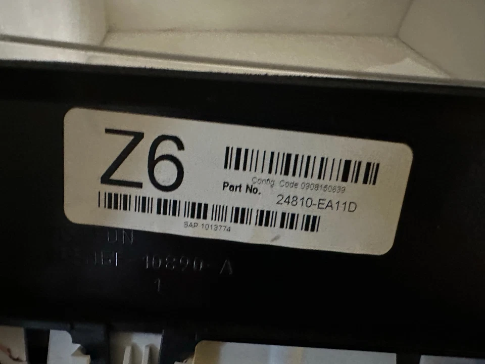 Speedometer Instrument Cluster 2005 Nissan Frontier 6Cyli. SE 201,644 Miles 4x4 - Image 3 of 3