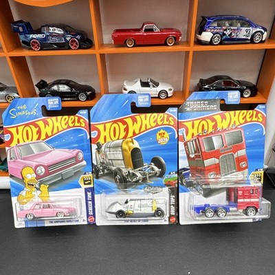 Hot Wheels 1:64 Lot of 3 Unopened Box Simpsons Car Fiat Beast Optimus Prime