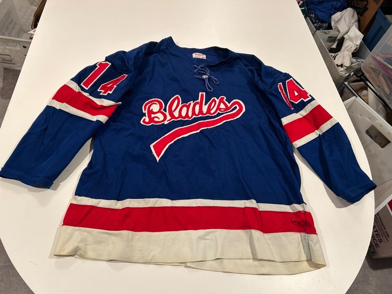 original circa mid 1970's LOUISVILLE BLADES hockey team GAME WORN DURENE JERSEY