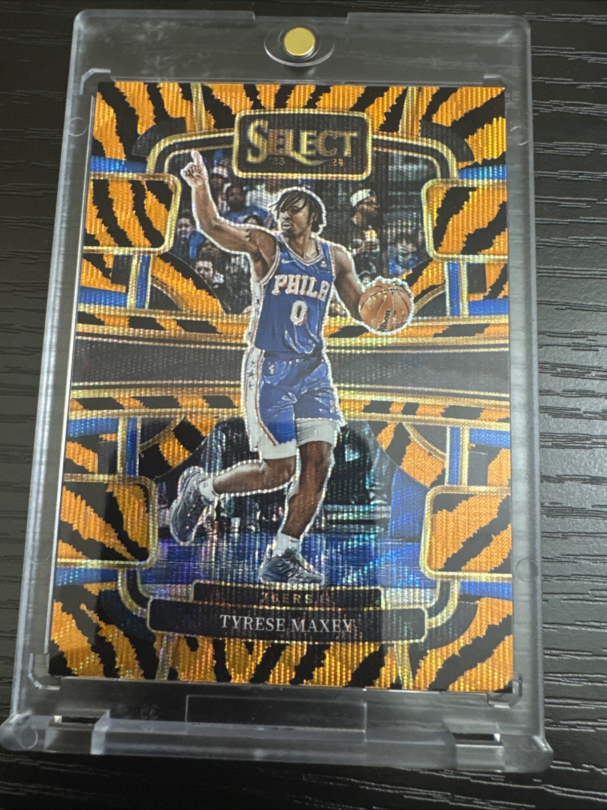 2023-24 Panini Select Tyrese Maxey Concourse Tiger Stripe Prizm SP 76er L64