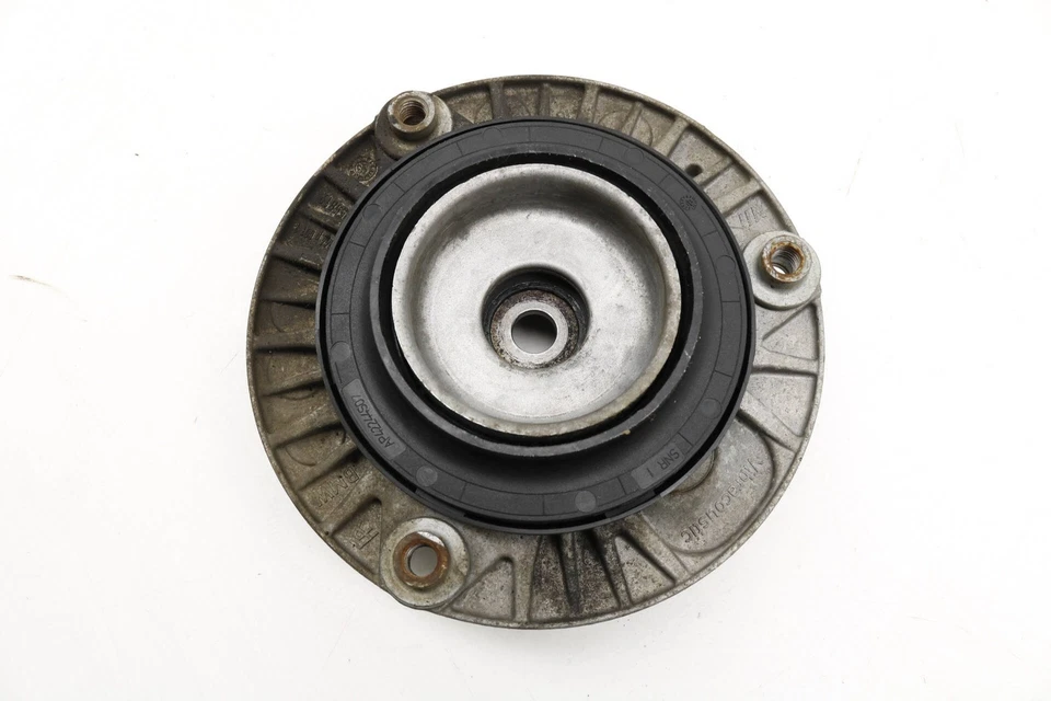 BMW 320I XDRIVE 2013-2015 - Montaje de puntal superior delantero 6863135 Foto 2 de 4