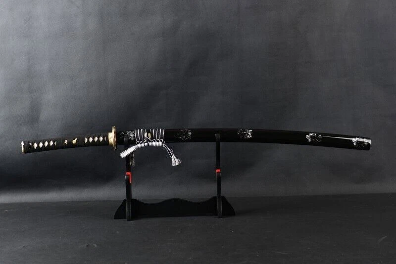 Espada Katana Samurai Japonesa Hoja Roja Doblada Acero 11 veces Para Practicar Afilada Foto 2 de 4