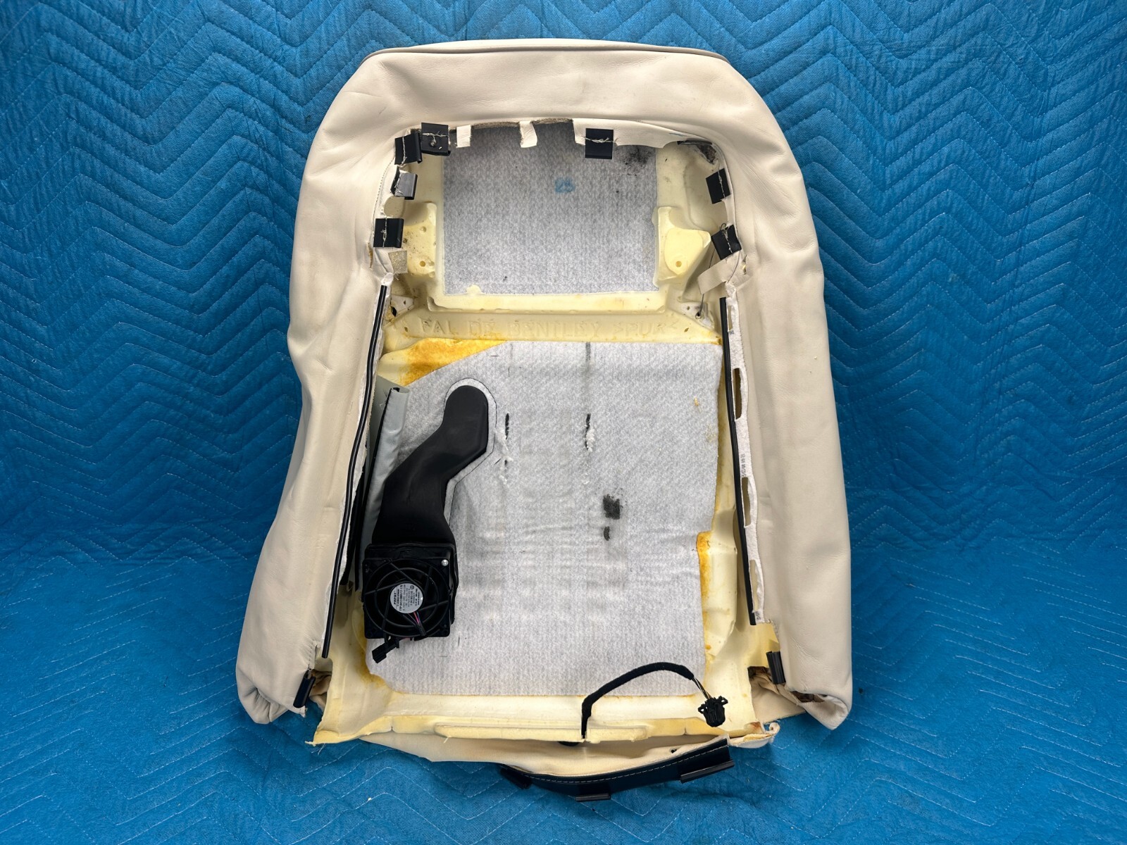 Bentley Cont Flying Spur Front Driver's Seat Upper Cushion Ivory 2008-2012 OEM