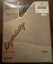 Sears Legtricity Size Q USA regular Pantyhose Sandalfoot Off Black NEW In Pkg