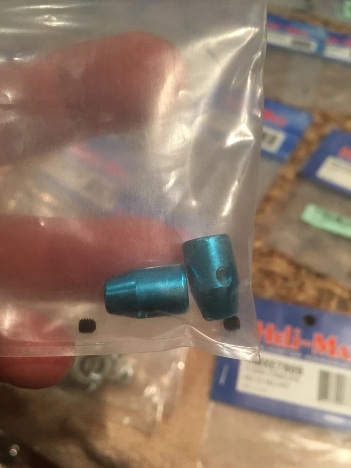 HELI-MAX # HMXE7809 FLYBAR STABILIZER : AXE EZ HELICOPTER - Image 2 of 3