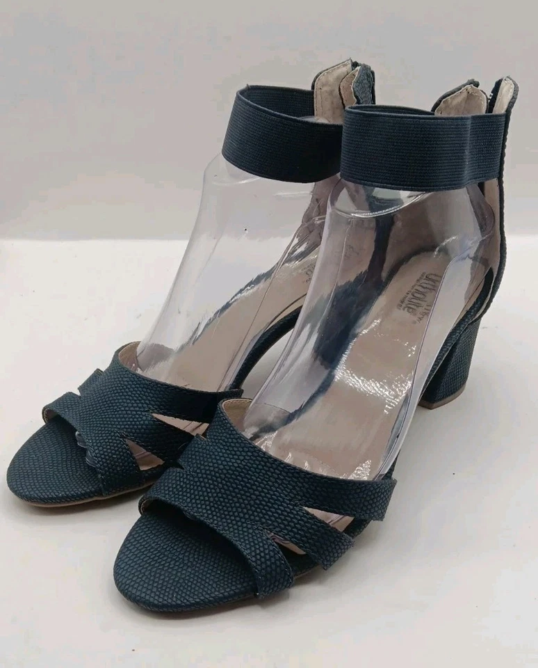 Womens Sz 9 MCroft & Barrow Ortholite 2 1/2" Block Heel Black Dress Sandals - Image 2 of 4