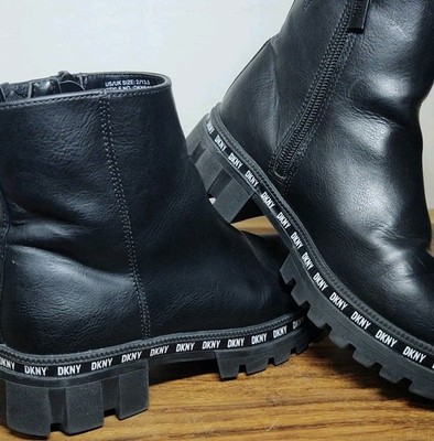 DKNY Girls Gabby Bolten Ankle Block Heel Side Zipper Boots Black  Size 2 / 13.5