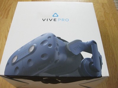 HTC Vive Pro Headset with modified lenses