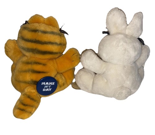 Stick On Window Garfields(2). Make My Day& White Rabbit Garfield.1981. - Picture 2 of 11