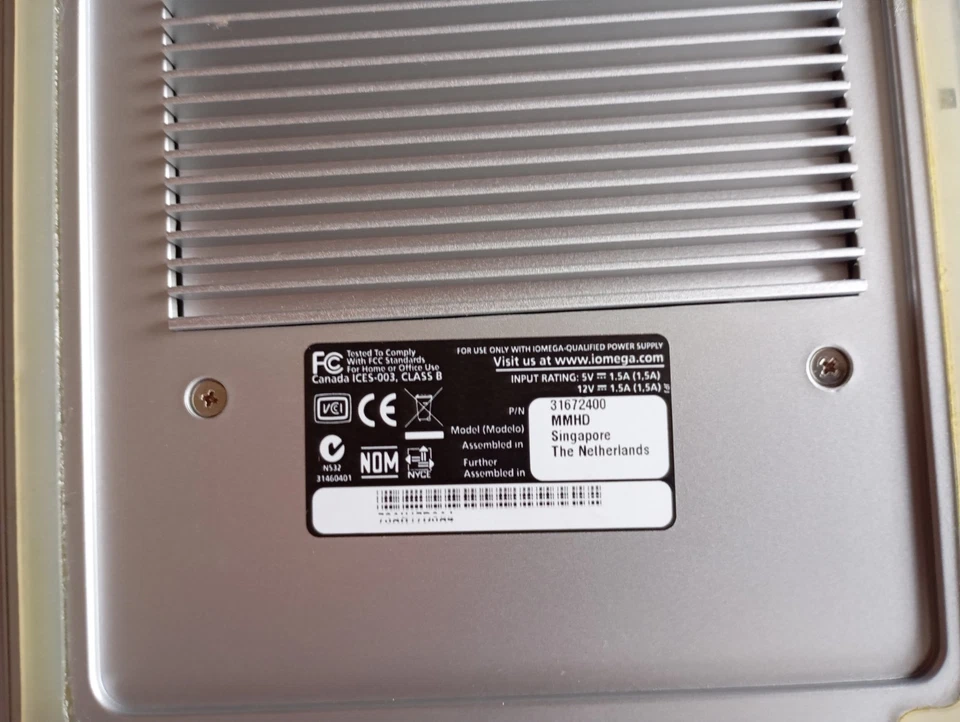 IOMEGA MINIMAX (SELTEN) EXT. FESTPLATTENLAUFWERK/HUB - Bild 2 von 4