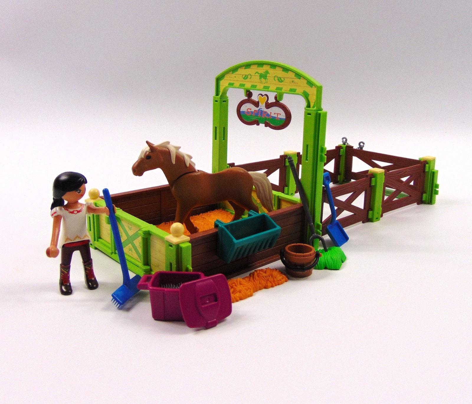 Playmobil Spirit Riding Free 9478 Horse Stall Lucky & Spirit