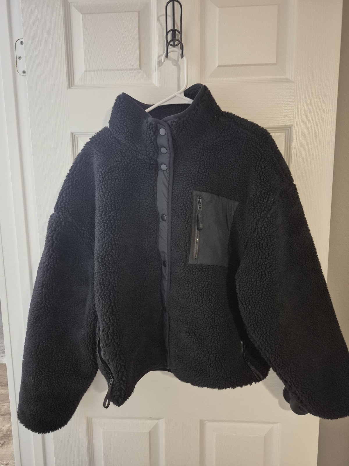 Fabletics Teddy Jacket Size XL - image 3