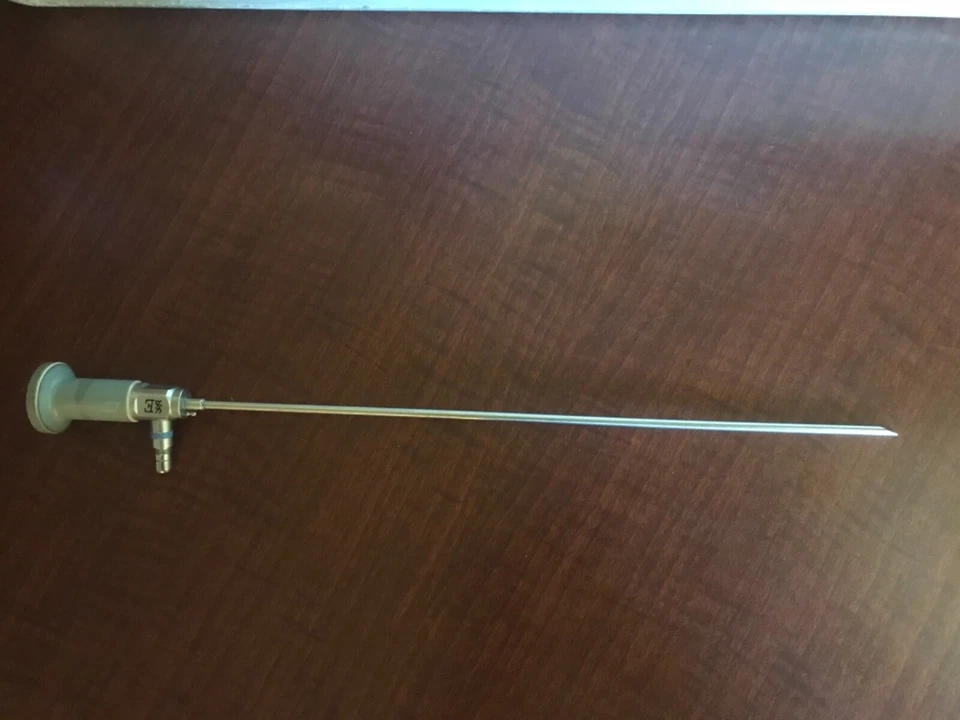 Cistoscopio Circon Acmi M3/70 grados Foto 4 de 4