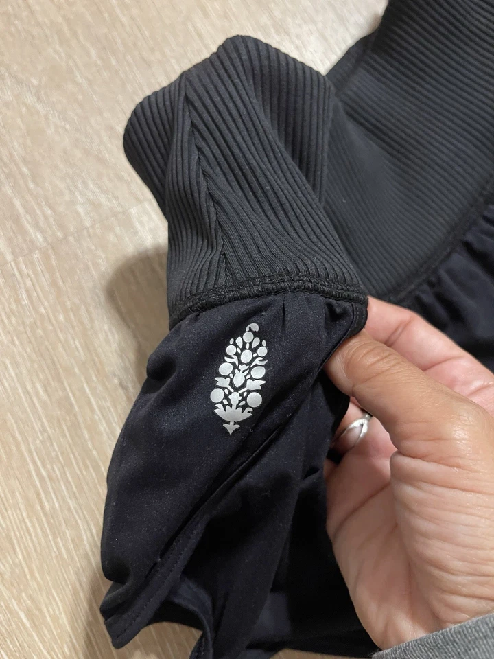 Free People Movement Get Your Flirt On Shorts Womens Size S Orange And Black H65 - Image 3 of 4