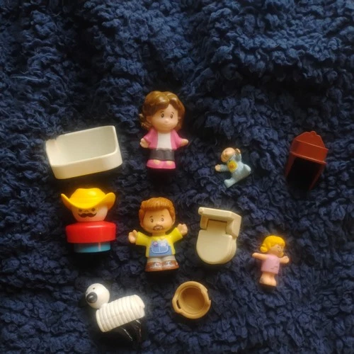 Vintage Lot 4 1990s Fisher Price and Mattel Little People + Accessories