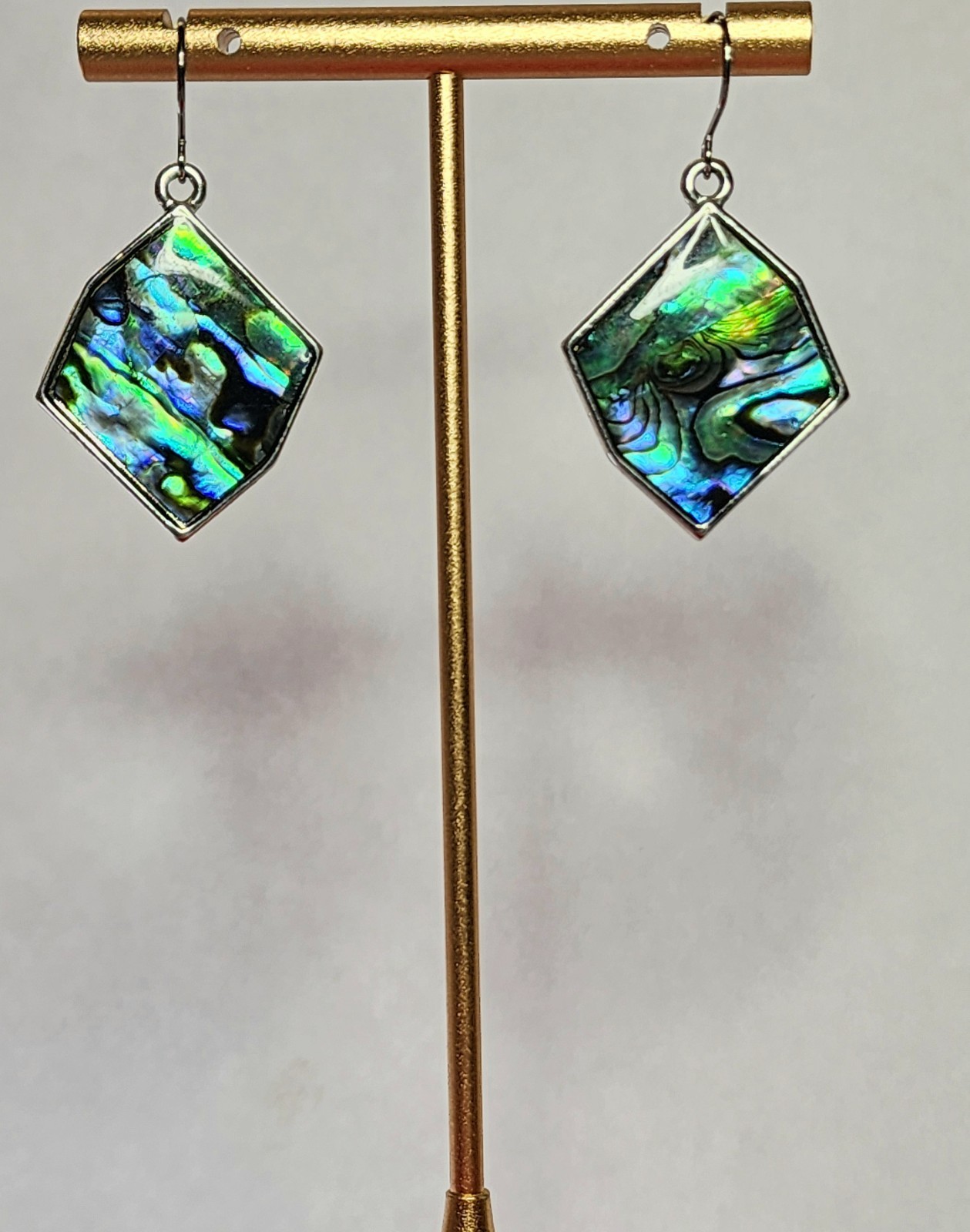 Abalone shell diamond shape dangle earrings - image 1