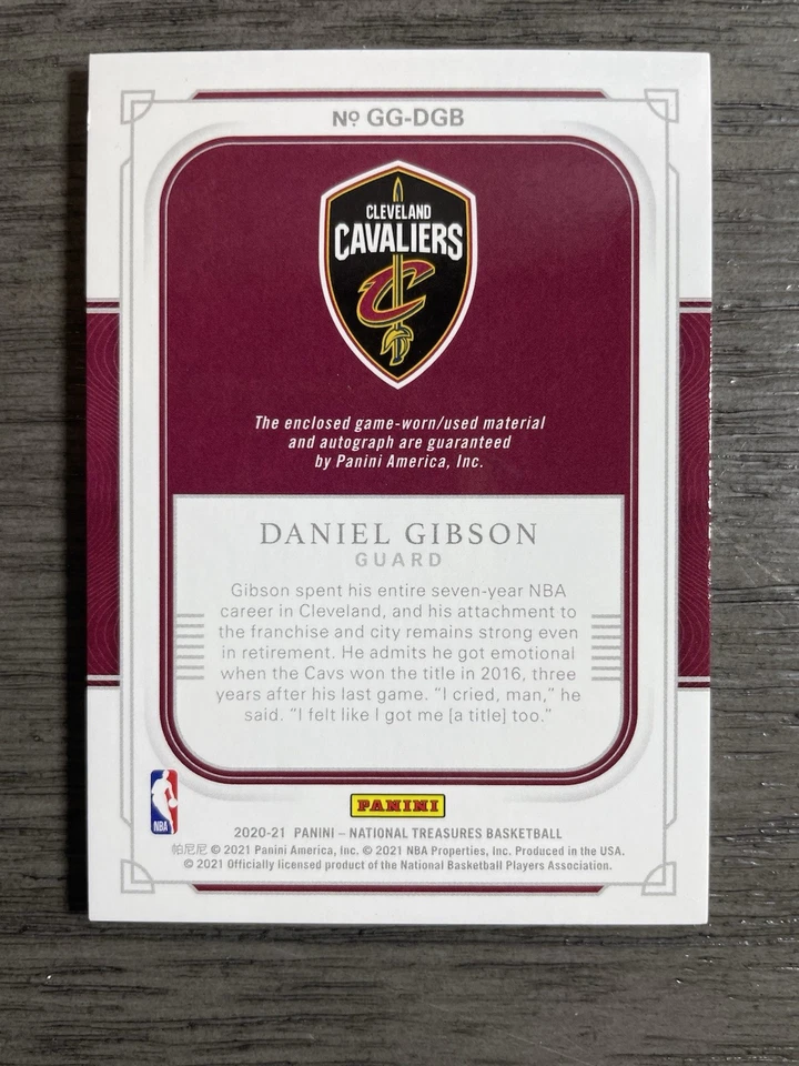 2020–21 National Treasures Дэниел Гибсон 48/99 Auto Game Worn Cavaliers - Изображение 3 из 3