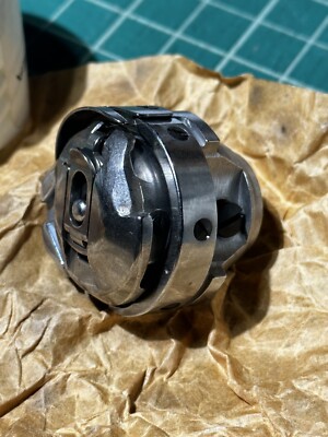 ROTARY HOOK, LARGE CAPACITY WITH case #91-174475-96 PFAFF Original