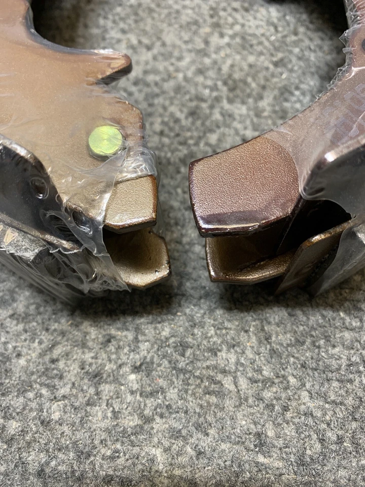 Zapata de freno de tambor Pronto S618R trasera para Ford Taurus 1992-2002 Foto 2 de 4