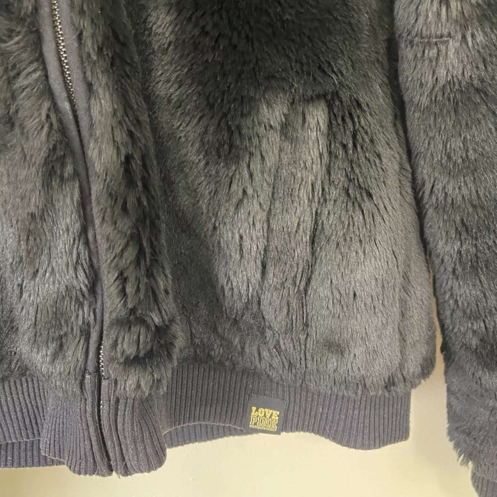 VETEMENTS RARA Victorias Secret ROSA 2011 Fashion Show Pelliccia Zip Felpa con Cappuccio Giacca Small Limited