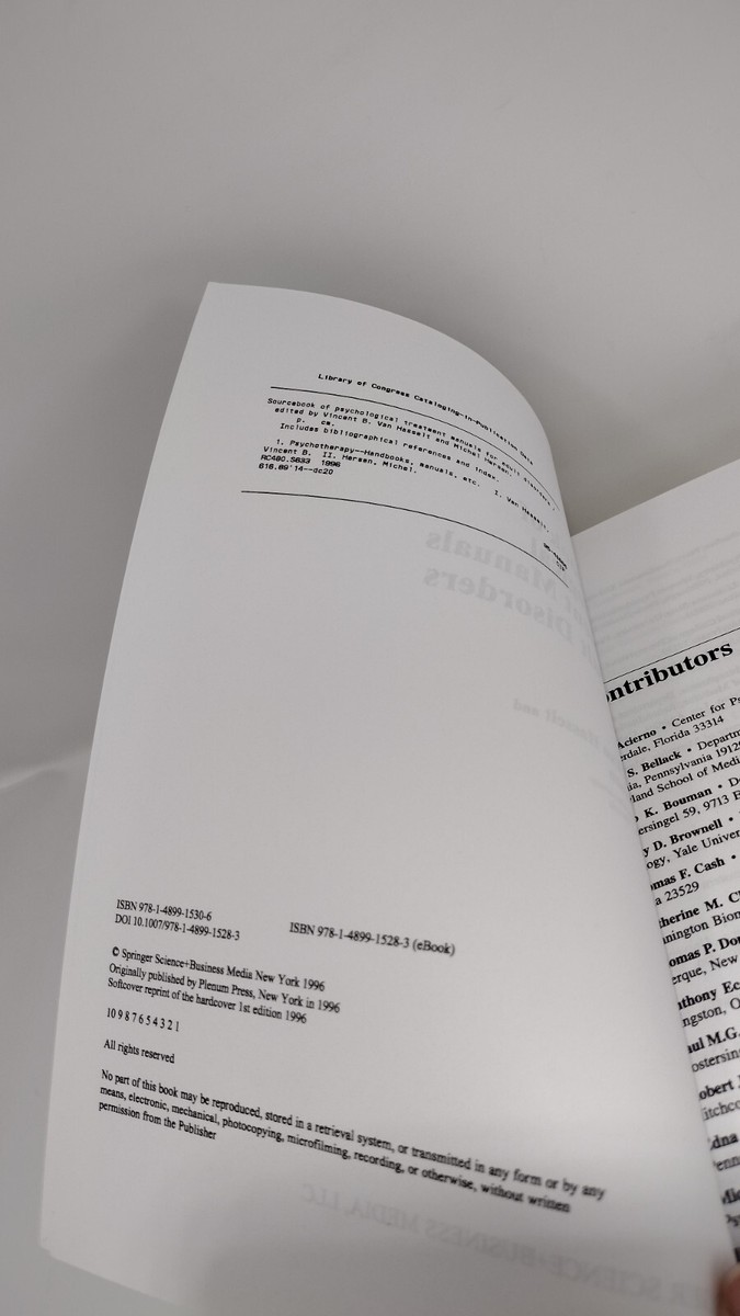 ブック Sourcebook of Psychological Treatment Manuals for Adult Disorders