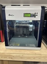 XYZPrinting Da Vinci 1.0A 3D Printer Works Great! 5 FREE Rolls of Filiment!