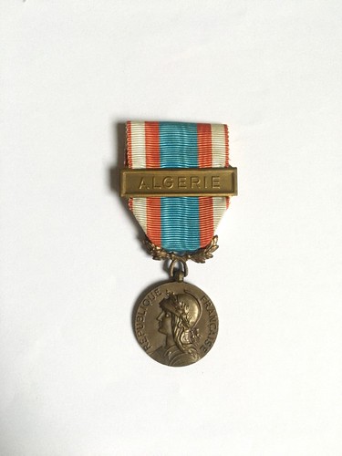 Medaille Abzeichen Algerien Frankreich Operationen Sicherheit und Aufrechterhaltung der Ordnung