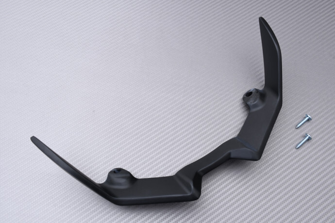 Carénage latéral downforce de Yamaha MT15 pour stabiliser la moto à haute vitesse