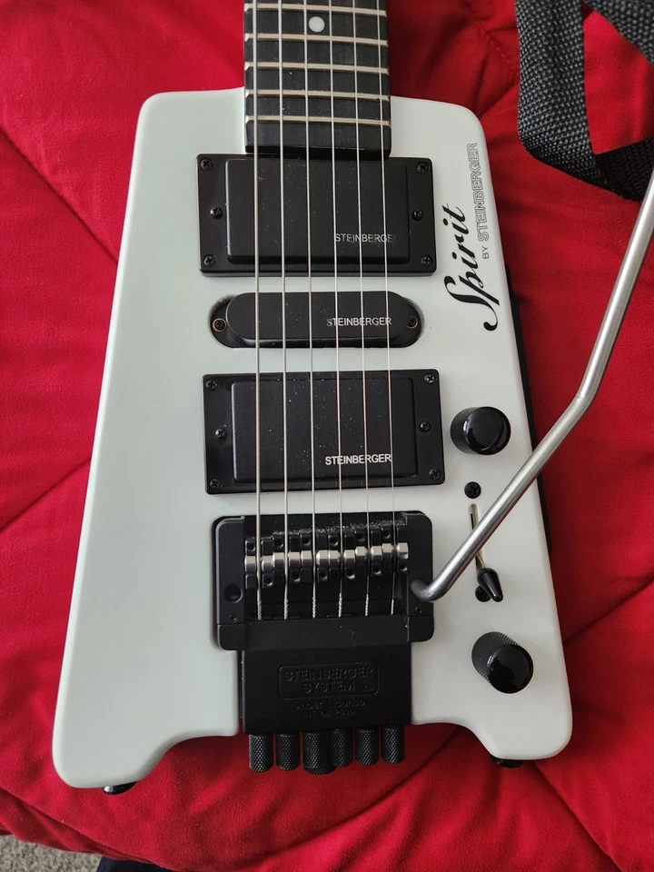 Steinberger Spirit GT-PRO Deluxe WH white Headless Guitar Electric Guitar - Image 3 of 4