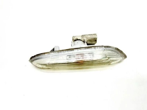 BMW 3 E90 Kotflügelblinker vorne links 725332602 2.50 Petrol 160kw 20516500