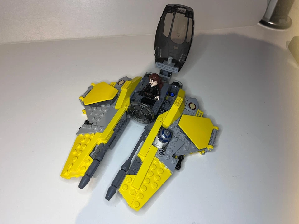 LEGO Star Wars 75281 Anakin's Jedi Interceptor, foto 3 de 5