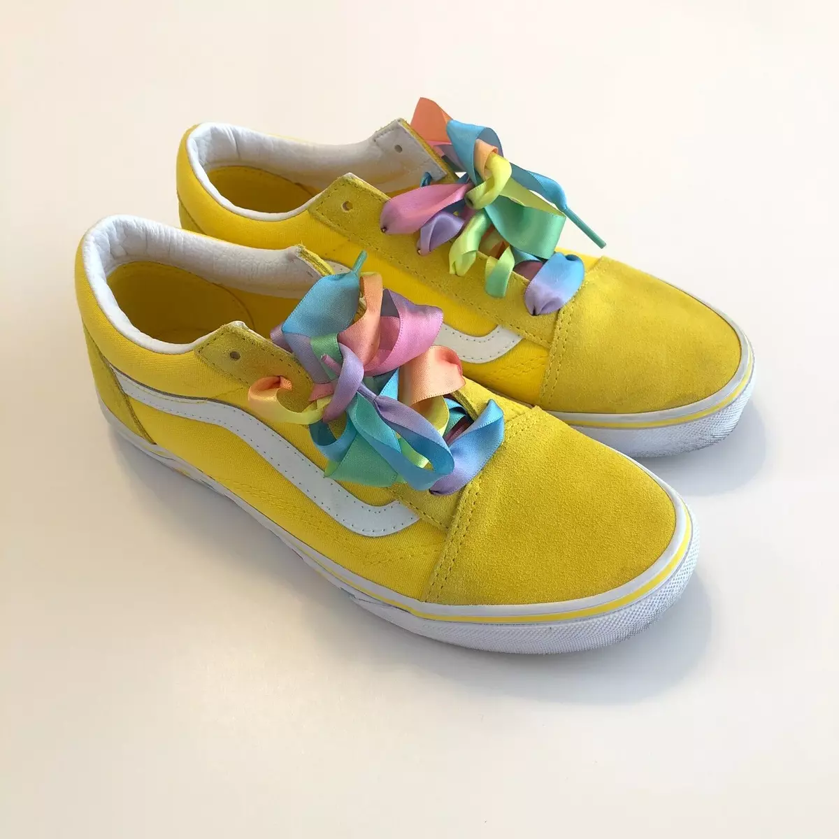 Vans with hotsell rainbow laces
