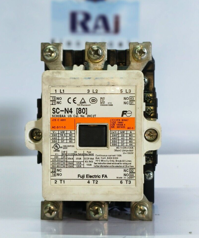なのは　N4コン FUJI ELECTRIC SC-N4 [80] 3-POLE MAGNETIC CONTACTOR 135 A 2A2B