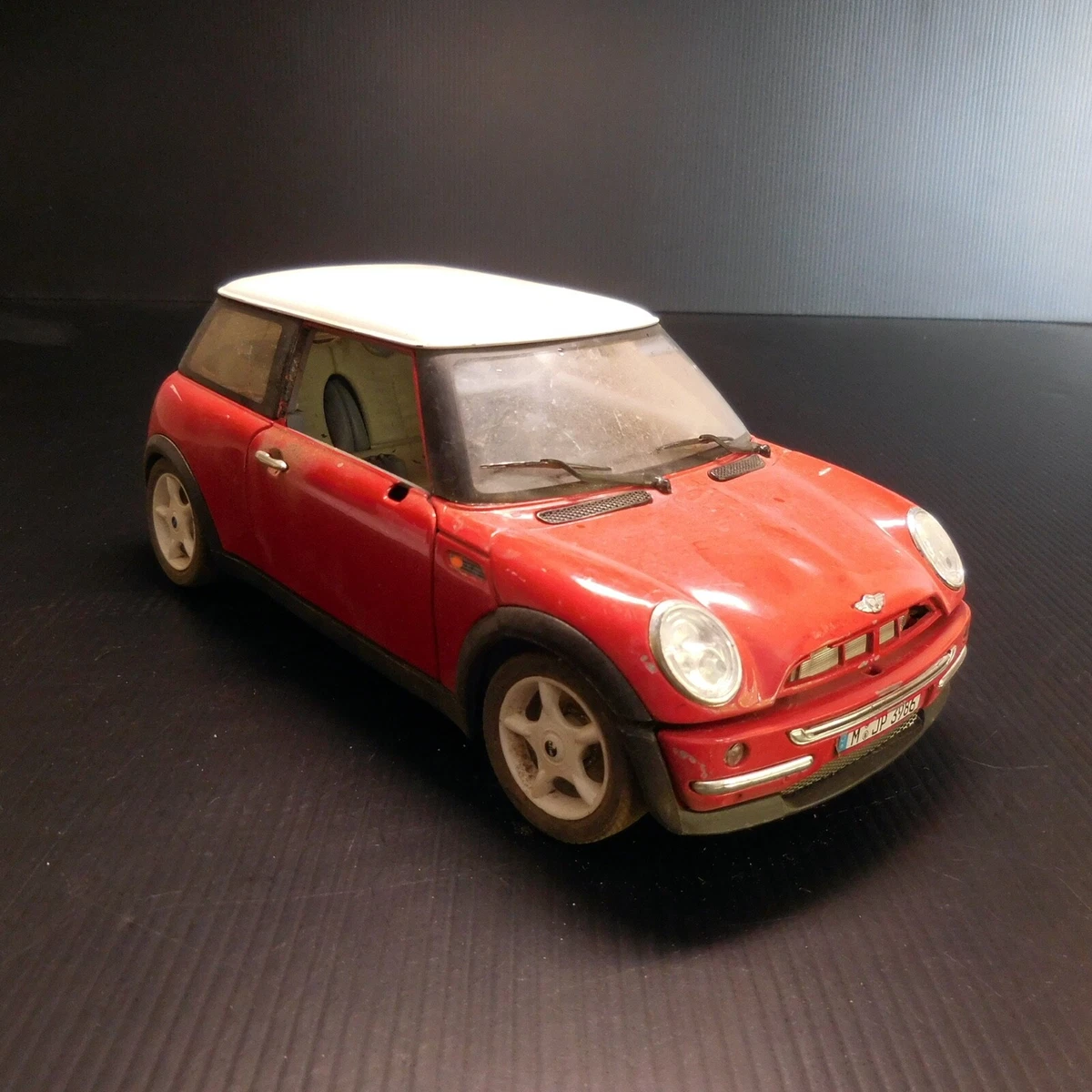 Bburago Mini Cooper Voiture de Jouet, Couleur Vert (18-22011G
