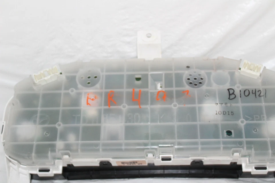 Cuadro de instrumentos velocímetro Mazda 6 2010 32.148 millas montaje roto Foto 2 de 4