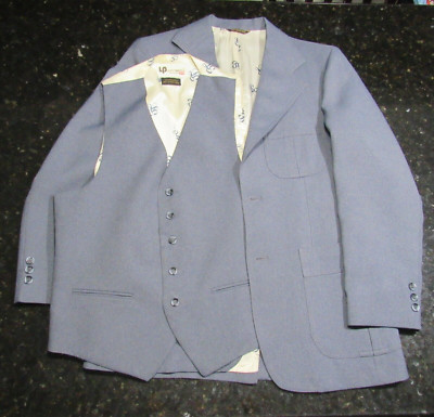 Levi's Panatela 40R Men's Blue Suit Jacket w/ matching vest (2 items)