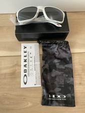 oakley holbrook multicam