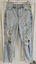 Hollister Ultra High Rise Mom Jeans, Distressed Light Wash Size 7R W/28 L/27