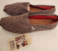 2010 TOMS LOVE MOMS Slip-on Classic Canvas Sh...
