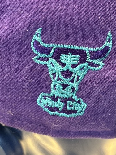 New Era Chicago Bulls Windy City SnapBack Hat NBA * from a 3000 Hat Collection - Picture 4 of 7