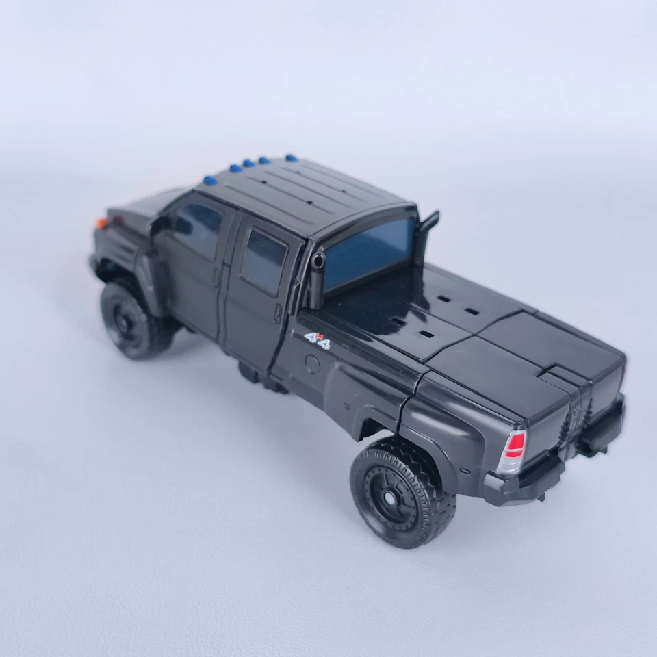 Transformers Ironhide Complete 2007 Movie TFTM Voyager Class - Image 4 of 4