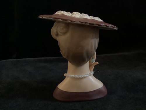 Vintage Napco - Japan #3343B - Head Vase - Burgundy - small version - Picture 4 of 6