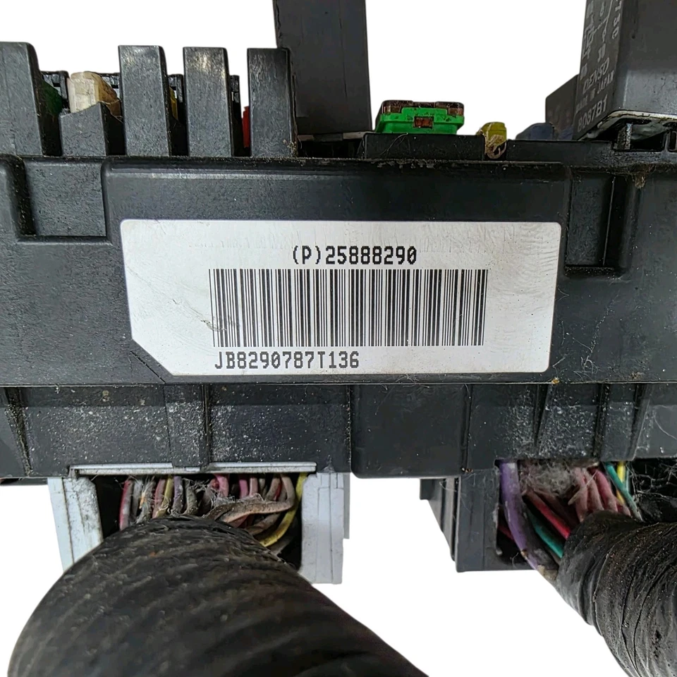 2008-2009 Chevy Express Van 1500 2500 3500 Engine Fuse Box Gas 25888289/25888290 - Image 3 of 4