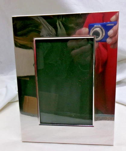 REED & BARTON WIDE BORDER STERLING SILVER 6" X 8" FRAME-NICE