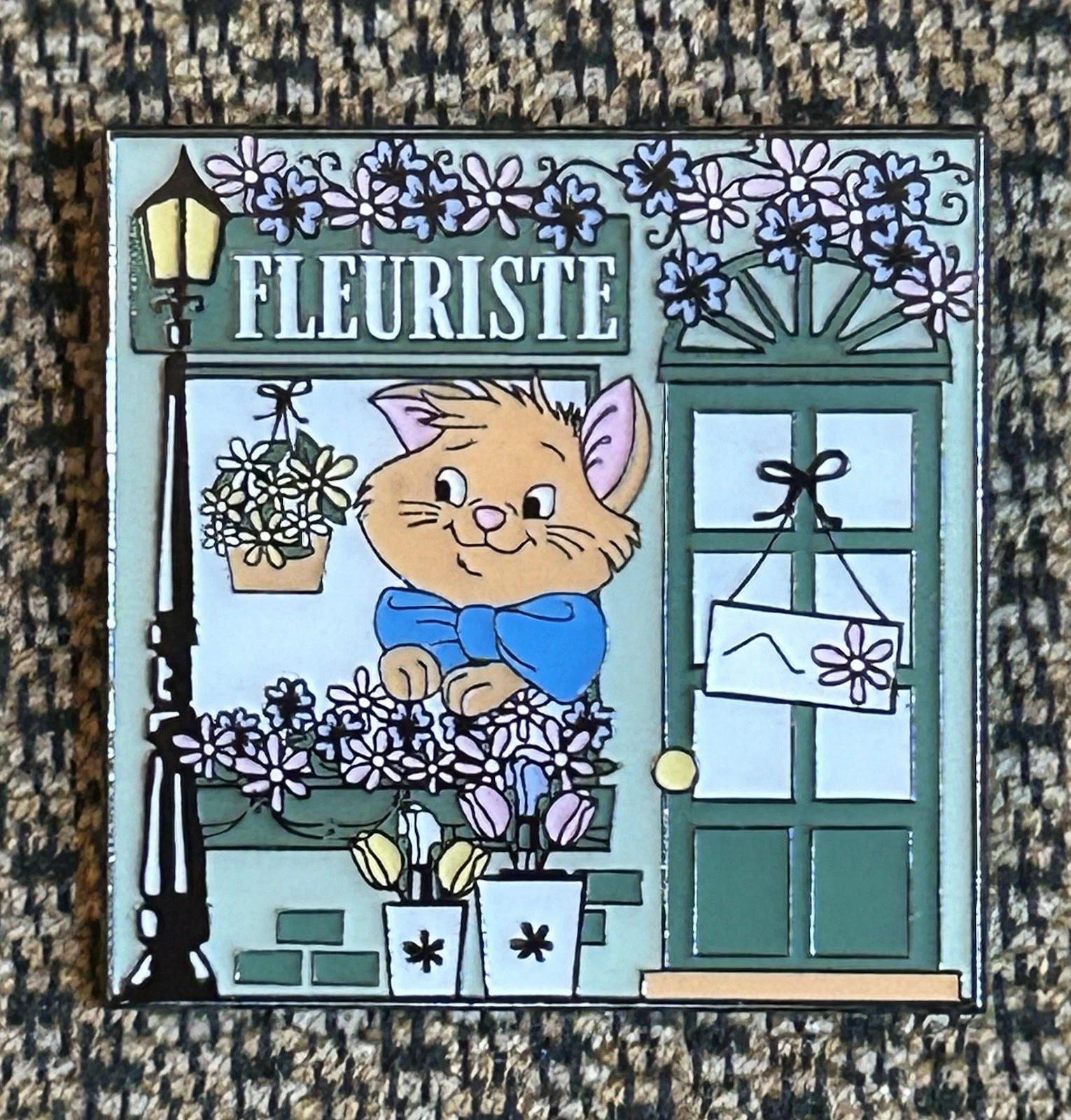 Disney Loungefly Aristocats Toulouse Florist Fleuriste Shop Storefronts Pin