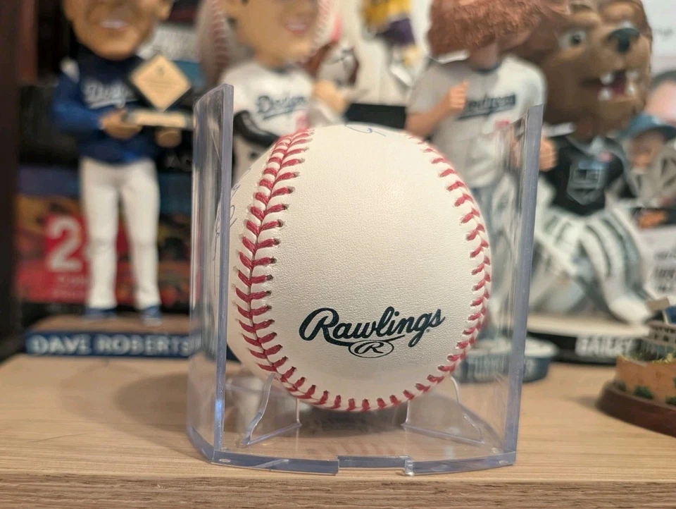 Béisbol firmado por los jugadores de los Dodgers de Los Ángeles Ron Cey, Bill Russell, Steve Yeager. Foto 3 de 4