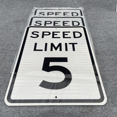 Lot Of 3- LYLE T1-1008-EG_18x24 Speed Limit 5 Traffic Sign 24'' x 18'' 449J74 New
